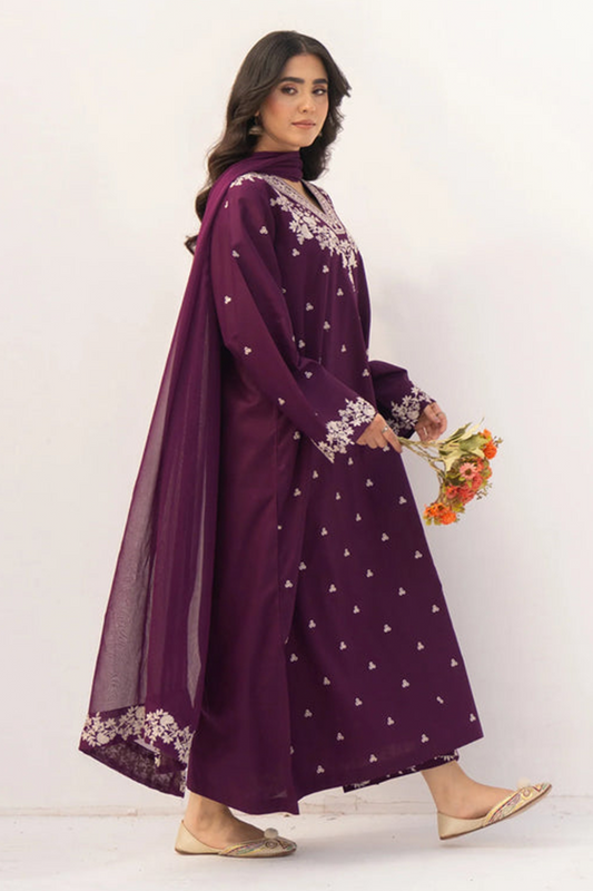 Amber 3 Piece Embroidered Lawn