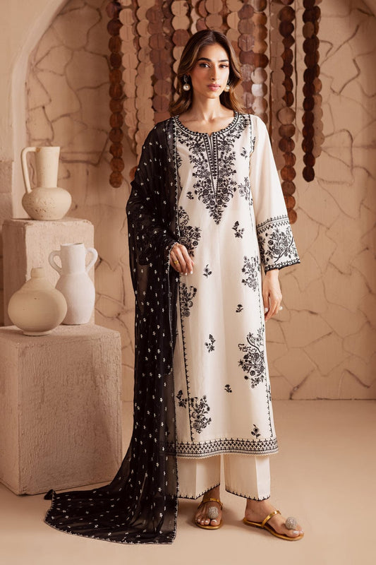 Pearl-3PC Embroidered lawn