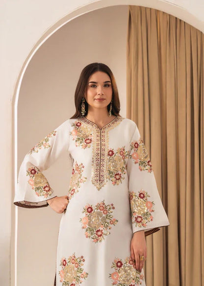 Alaya Embroidered Neck Detail on Lawn Shirt by Shai Noor Pakistan