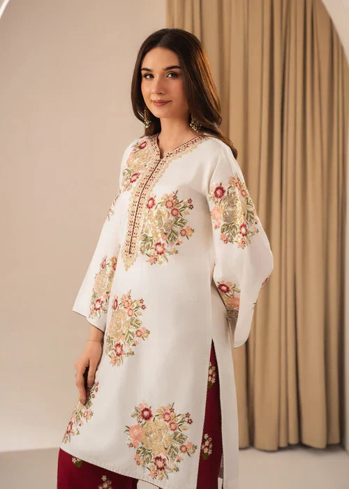 Alaya Embroidered Neck Detail on Lawn Shirt by Shai Noor Pakistan